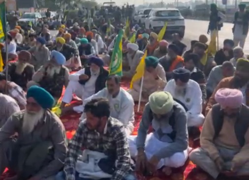 Farmers in Dasuya Protest against Sugar Mill Shutdown, Demand Immediate Operations