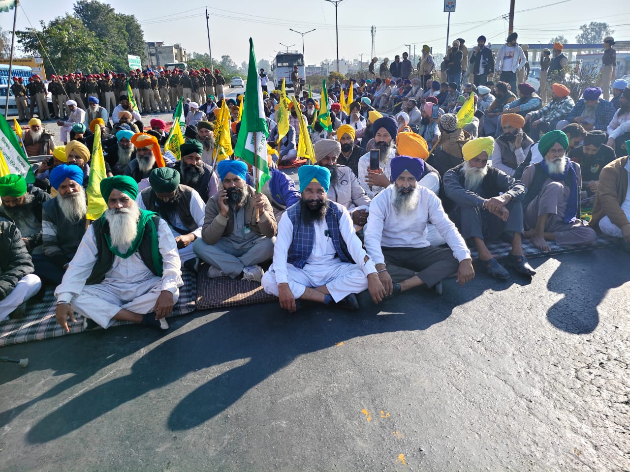 Day 2: Farmers Block Road Outside Mukerian Sugar Mill, Demand Immediate Operations