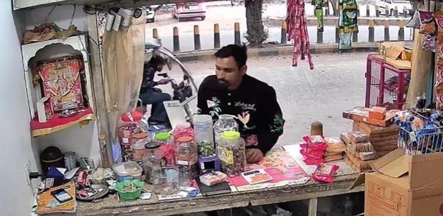 Jalandhar: Thief Steals Rs 40,000 From Verka Stall at Maqsudan Vegetable Market