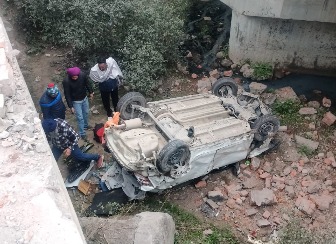 Car Falls from Flyover on Jalandhar–Amritsar GT Road, Driver Safe